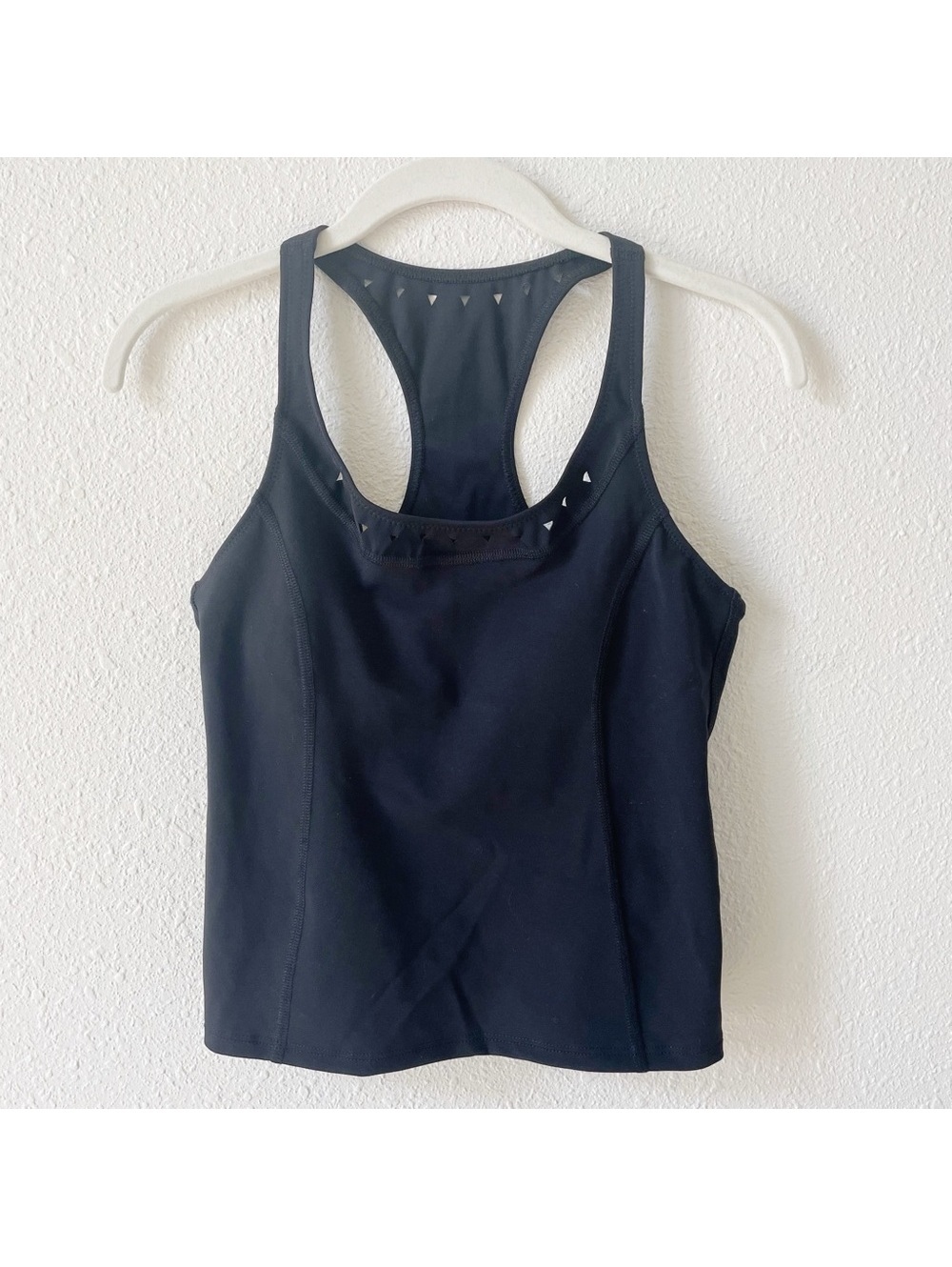Gigi C Roberta Tank Top Black Size XS Laser Cut Cropped Athleisure Workout